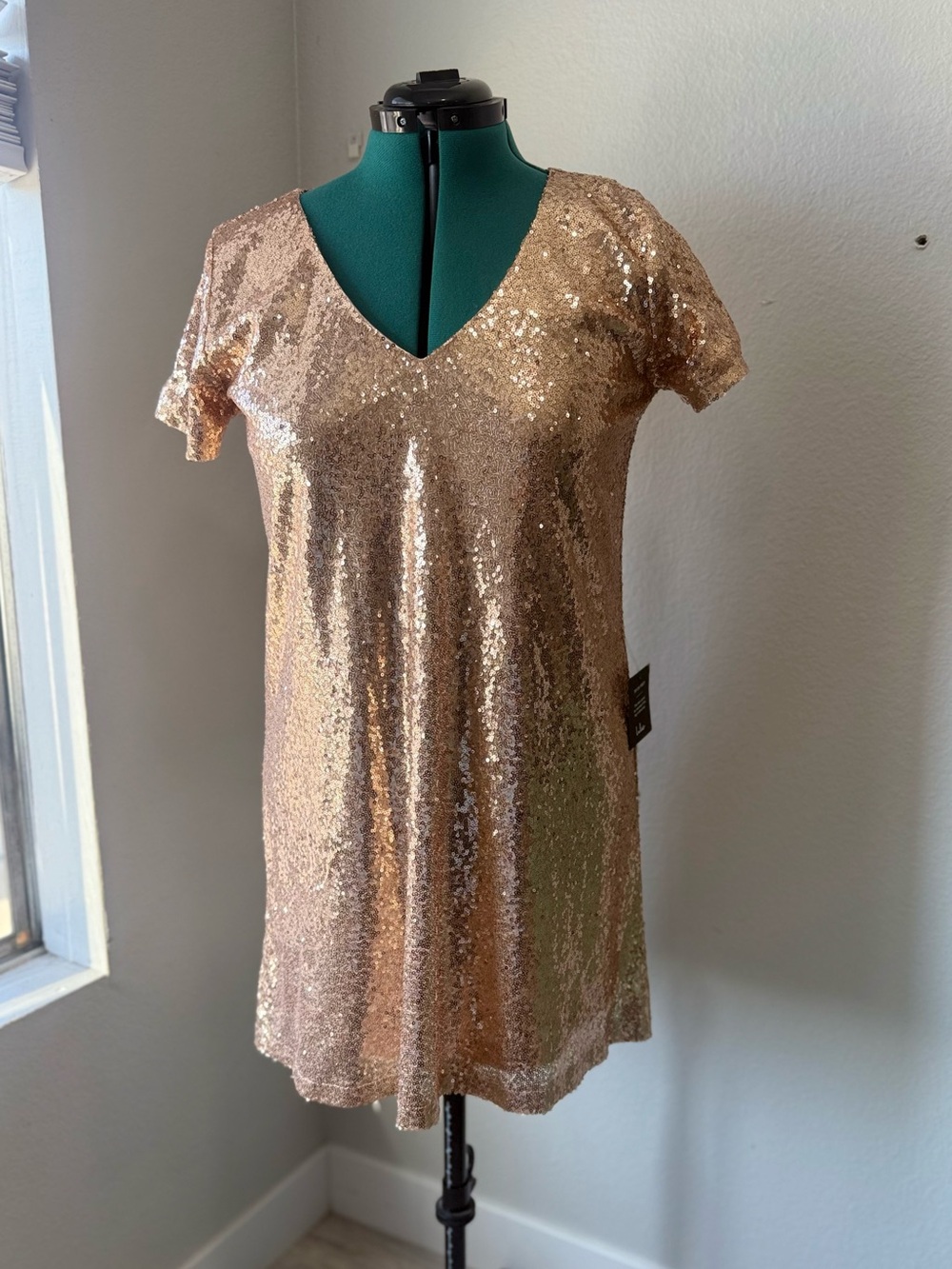NWT! Lulu's Dress Shimmering Sequins